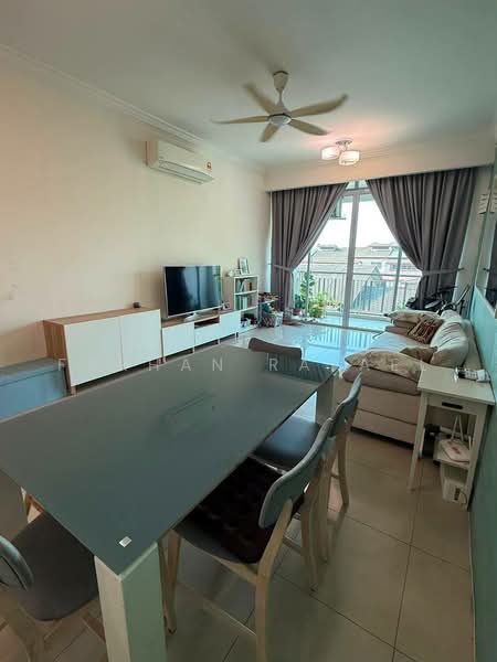 Rumah Bandar untuk Dijual di Bandar Utama (Selangor) - Farhan Rafael - Living Room - PropertyGuru.com.my
