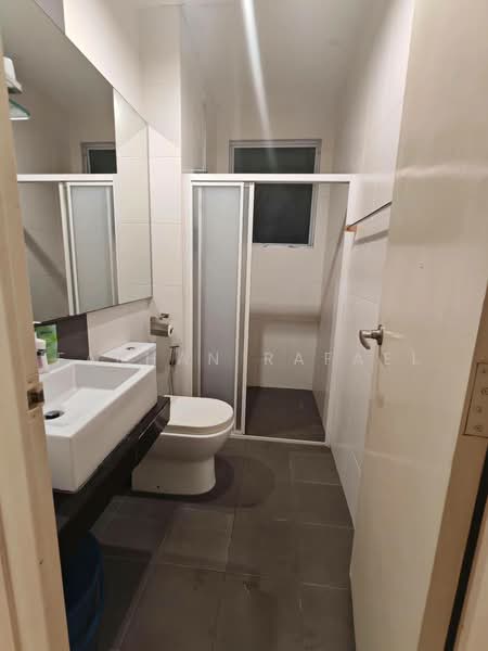 Rumah Bandar untuk Dijual di Bandar Utama (Selangor) - Farhan Rafael - Bathroom - PropertyGuru.com.my