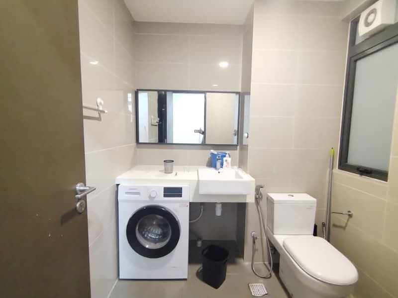 Service Residence for Rent at Seventeen Mall & Residences (Biji Living) - Jason Chee - Bathroom - PropertyGuru.com.my