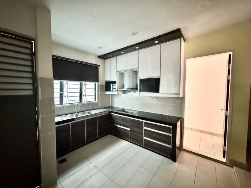 Rumah Teres 2-Tingkat untuk Dijual di Kajang (Selangor) - Akmal Zakaria - PropertyGuru.com.my