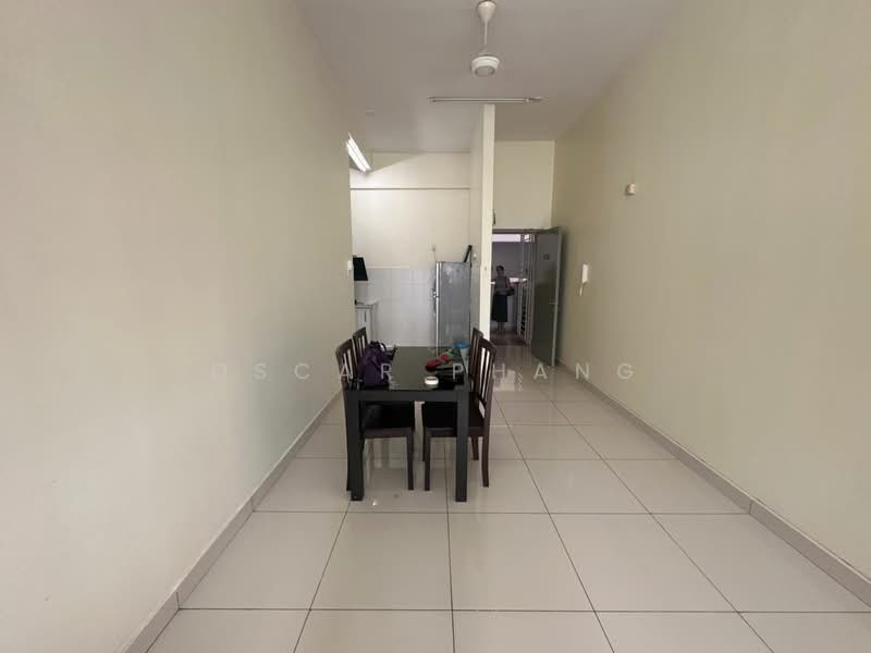 Kediaman Servis untuk Disewa di Vue Residences - Oscar Phang - Dining Room - PropertyGuru.com.my