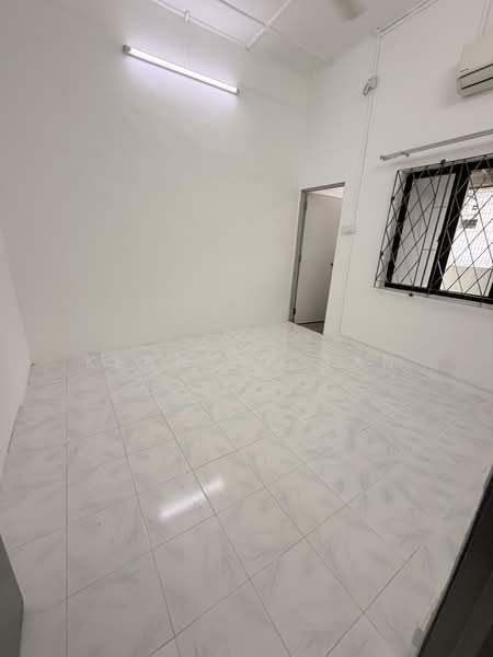 Rumah Teres 1-Tingkat untuk Disewa di Taman Sentosa (Johor Bahru) - Kenneth Tan - Interior - PropertyGuru.com.my