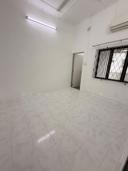 Rumah Teres 1-Tingkat untuk Disewa di Taman Sentosa (Johor Bahru) - Kenneth Tan - Interior - PropertyGuru.com.my