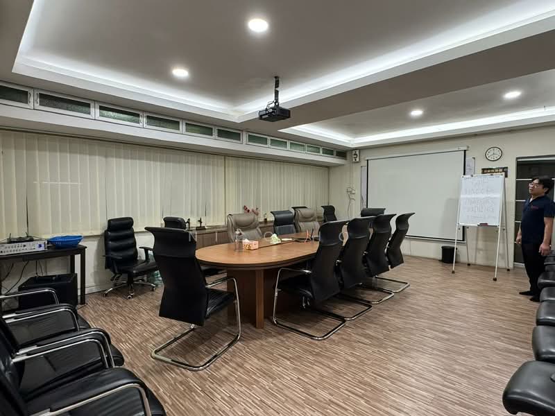 Detached Factory for Sale in Taman Ungku Tun Aminah (Skudai) - Nico Ho - Interior - PropertyGuru.com.my