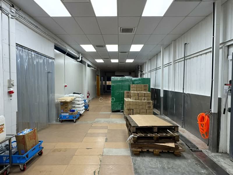 Detached Factory for Sale in Taman Ungku Tun Aminah (Skudai) - Nico Ho - Corridor - PropertyGuru.com.my