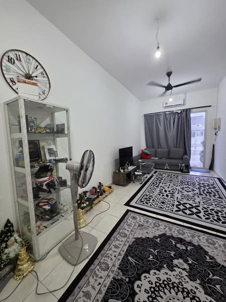 1-storey Terraced House for Sale in Seremban (Negeri Sembilan) - Saiful Nizam - Living Room - PropertyGuru.com.my