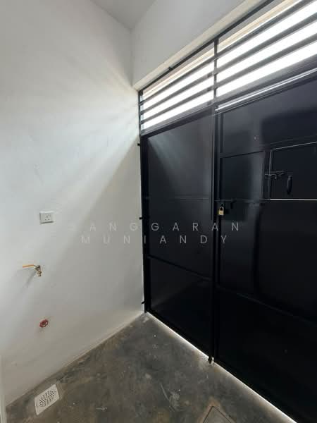 1-storey Terraced House for Rent in Tasek Gelugor (Penang) - Sanggaran Muniandy - Back Door - PropertyGuru.com.my