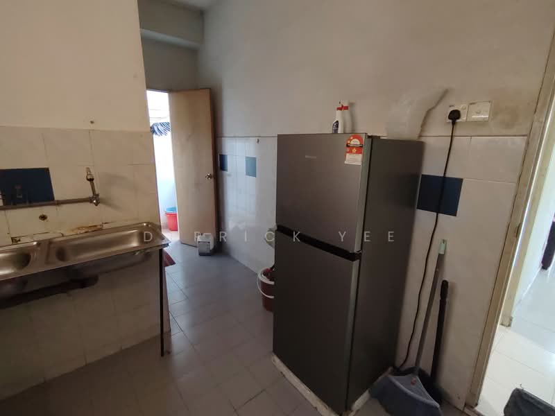 Pangsapuri untuk Dijual di Jayamuda - Derrick Yee - Kitchen - PropertyGuru.com.my