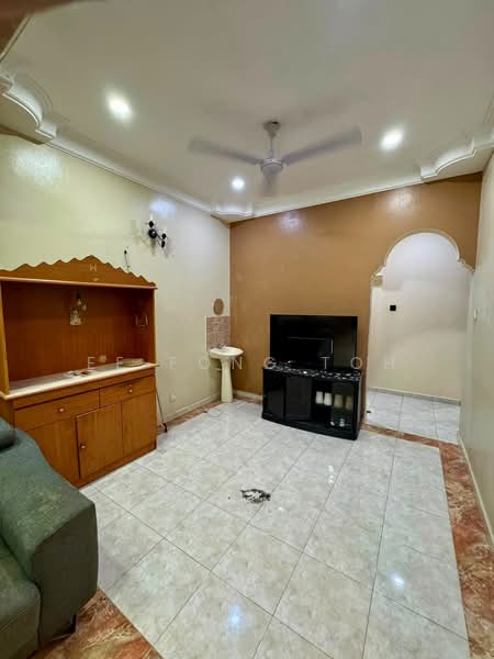 1-storey Terraced House for Sale in Taman Nusa Bestari (Iskandar Puteri (Nusajaya)) - Ee Fong Toh - Living Room - PropertyGuru.com.my