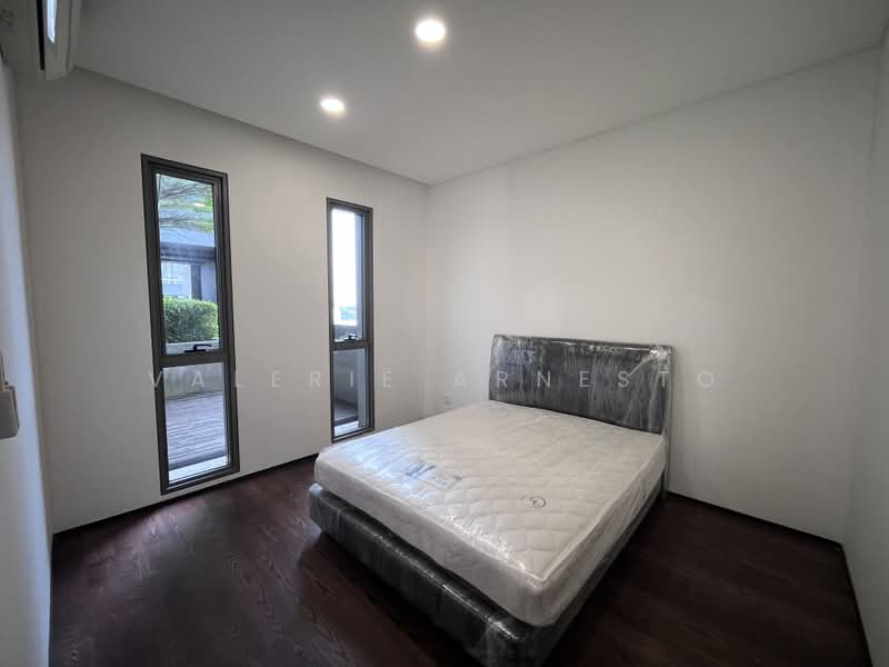 Condominium for Rent at The Fennel - Valerie Arnesto - Bedroom 1 - PropertyGuru.com.my
