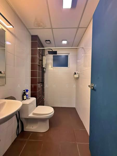 Pangsapuri untuk Dijual di Residensi Alam Damai (PR1MA @ Alam Damai) - Adibah Salim - Bathroom - PropertyGuru.com.my