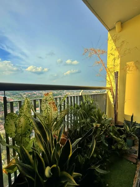 Pangsapuri untuk Dijual di Residensi Alam Damai (PR1MA @ Alam Damai) - Adibah Salim - Balcony - PropertyGuru.com.my