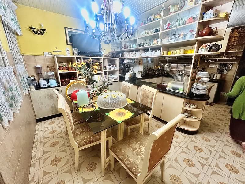 Bungalow House for Sale in Hulu Kelang (Kuala Lumpur) - Akmal Zakaria - PropertyGuru.com.my