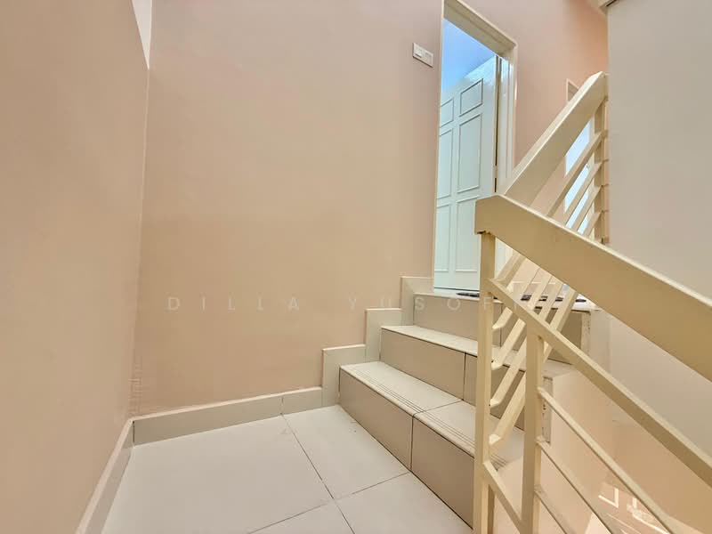 2-storey Terraced House for Rent in Taman Dato Demang (Seri Kembangan) - DILLA YUSOFF - Interior - PropertyGuru.com.my