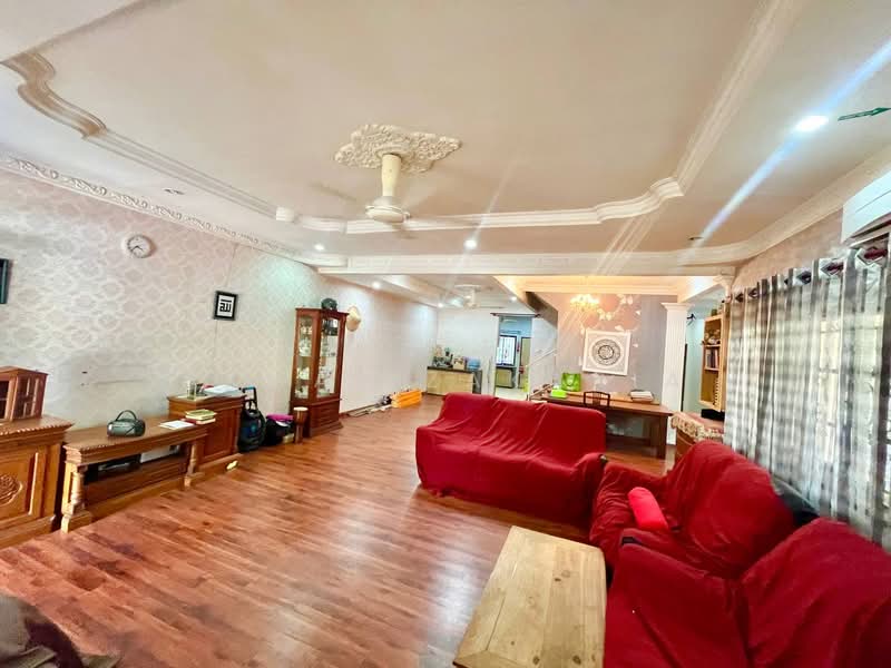 Rumah Teres 2-Tingkat untuk Dijual di Bandar Nusaputra (Puchong) - Akmal Zakaria - PropertyGuru.com.my