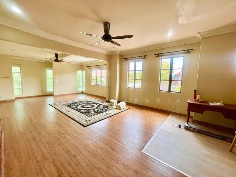 Rumah Teres 2-Tingkat untuk Dijual di Bandar Nusaputra (Puchong) - Akmal Zakaria - PropertyGuru.com.my