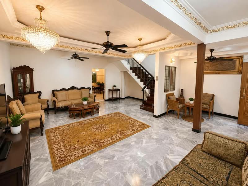 2.5-storey Terraced House for Sale in Bandar Sri Damansara (Selangor) - Nadrah Omar - Living Room - PropertyGuru.com.my