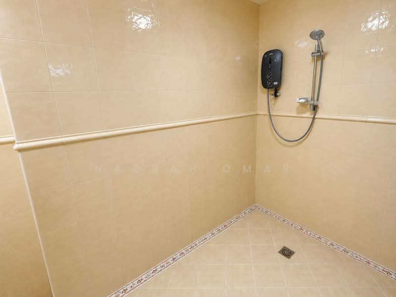 2.5-storey Terraced House for Sale in Bandar Sri Damansara (Selangor) - Nadrah Omar - Bathroom - PropertyGuru.com.my