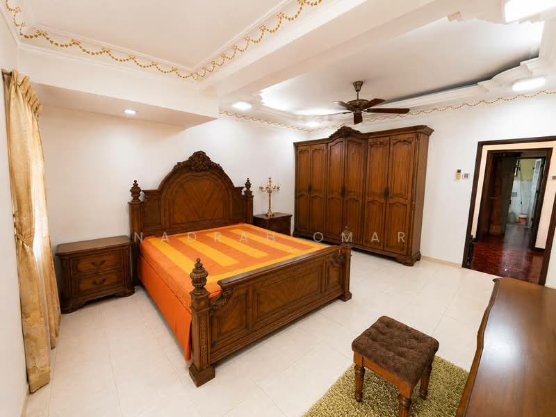 2.5-storey Terraced House for Sale in Bandar Sri Damansara (Selangor) - Nadrah Omar - Bedroom - PropertyGuru.com.my