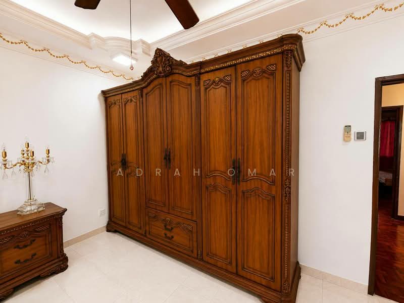 2.5-storey Terraced House for Sale in Bandar Sri Damansara (Selangor) - Nadrah Omar - Bedroom - PropertyGuru.com.my