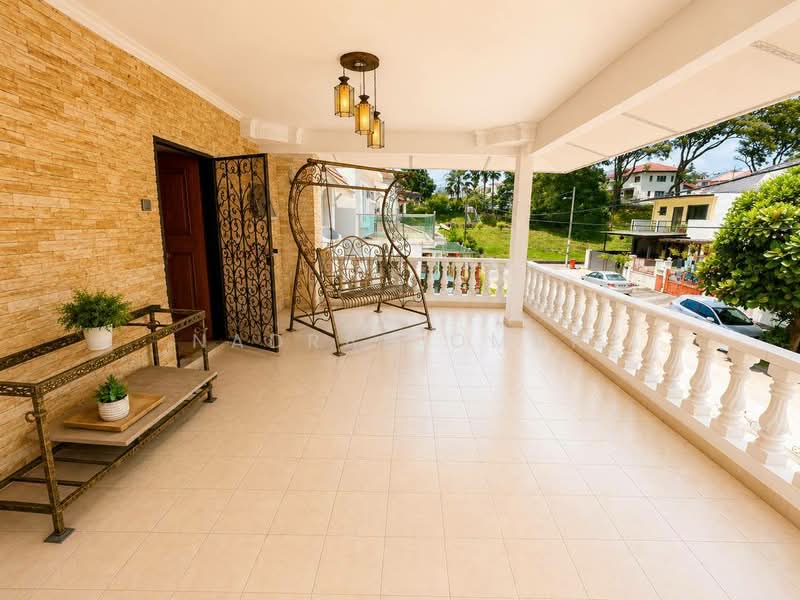 2.5-storey Terraced House for Sale in Bandar Sri Damansara (Selangor) - Nadrah Omar - Balcony - PropertyGuru.com.my