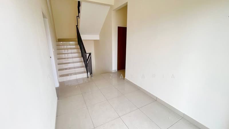 3-storey Terraced House for Sale in Gombak (Selangor) - Akmal Zakaria - PropertyGuru.com.my