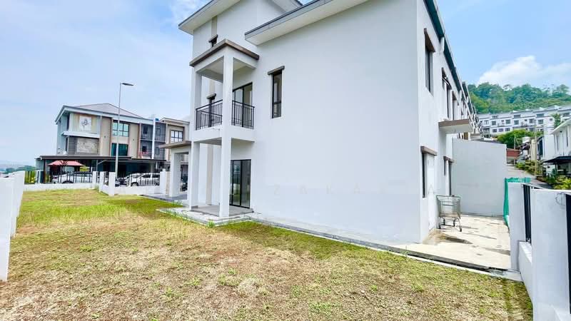 3-storey Terraced House for Sale in Gombak (Selangor) - Akmal Zakaria - PropertyGuru.com.my