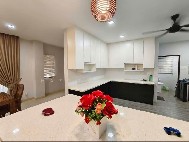 2-storey Terraced House for Sale in Denai Alam (Shah Alam) - Hazeman Omar - Kitchen - PropertyGuru.com.my
