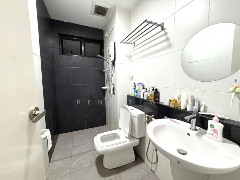 Service Residence for Rent at Sky Peak Residences - Rene Tew - Bathroom - PropertyGuru.com.my