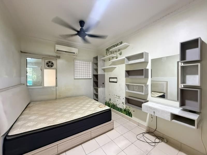Rumah Teres 2-Tingkat untuk Disewa di Taman Megah Kepong (Kepong) - Crystal Lum - Bedroom - PropertyGuru.com.my