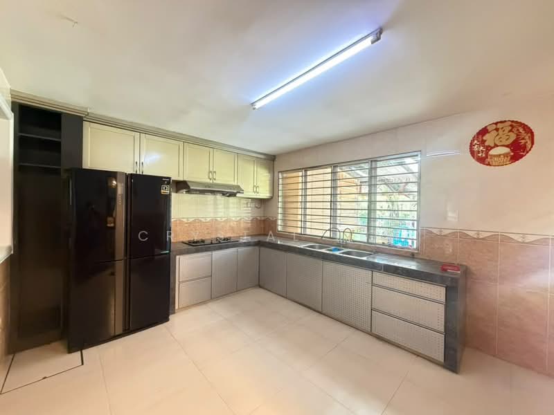 Rumah Teres 2-Tingkat untuk Disewa di Taman Megah Kepong (Kepong) - Crystal Lum - Kitchen - PropertyGuru.com.my