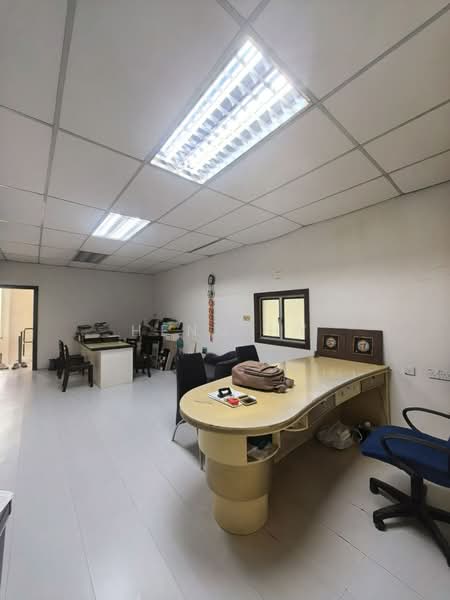 Kilang Teres untuk Dijual di Taman Daya (Johor Bahru) - Heng Hy - Study - PropertyGuru.com.my