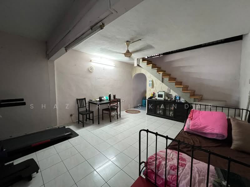 Rumah Teres 2-Tingkat untuk Dijual di Pandan Jaya (Ampang) - Shaziery Iskandar - PropertyGuru.com.my