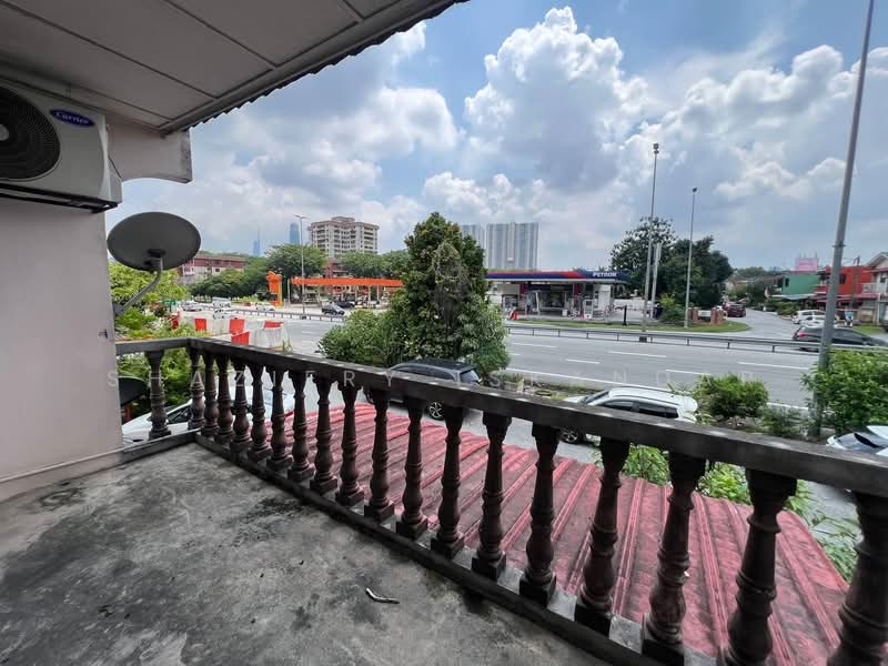 Rumah Teres 2-Tingkat untuk Dijual di Pandan Jaya (Ampang) - Shaziery Iskandar - PropertyGuru.com.my