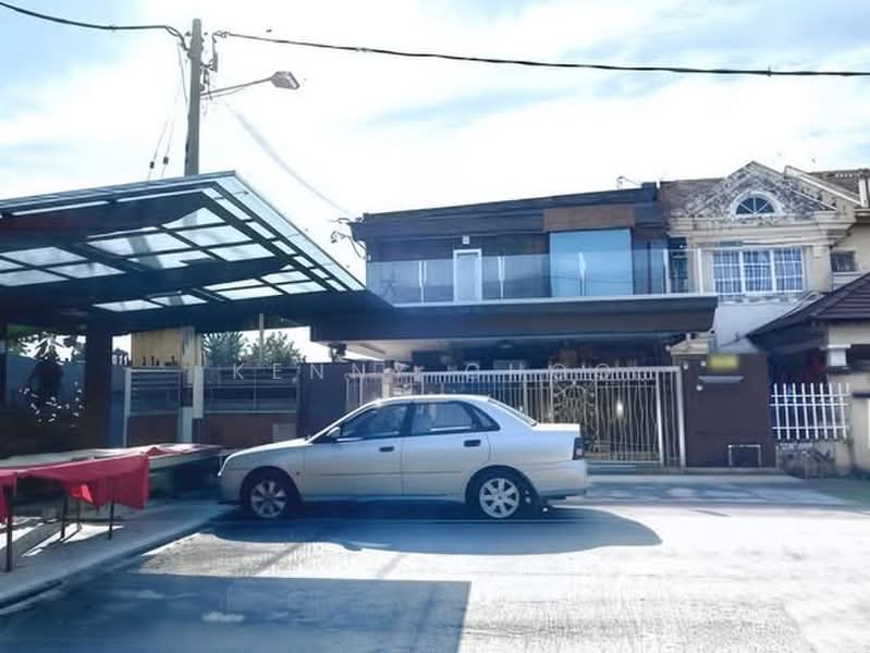 2-storey Terraced House for Sale in Balakong (Cheras) - Kenny Choo - Exterior - PropertyGuru.com.my