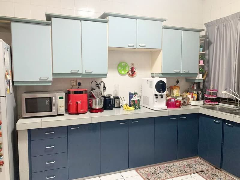 Rumah Teres untuk Dijual di Bukit Rahman Putra (Sungai Buloh) - Khairul Syafiq - Kitchen - PropertyGuru.com.my