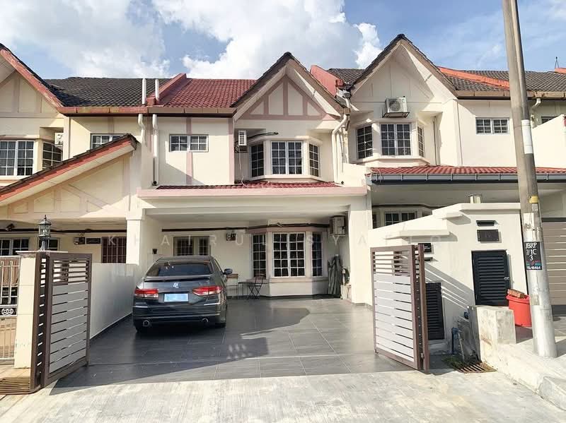 Rumah Teres untuk Dijual di Bukit Rahman Putra (Sungai Buloh) - Khairul Syafiq - Exterior - PropertyGuru.com.my