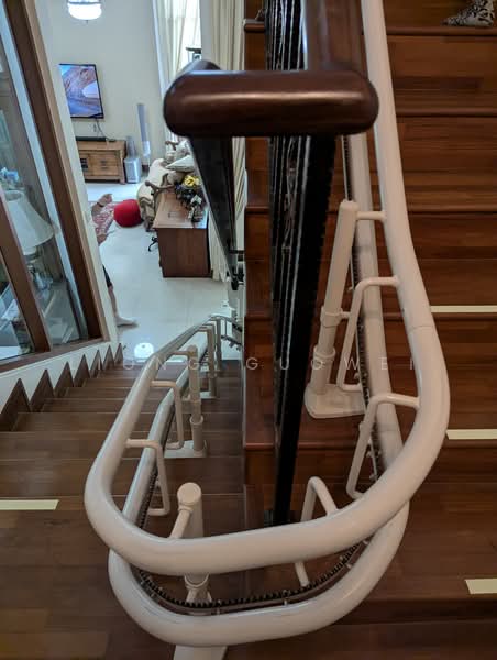 Semi-Detached House for Sale in Taman Sri Hartamas (Sri Hartamas) - Liong Guowei - Staircase - PropertyGuru.com.my