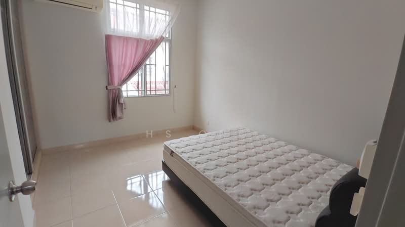 Rumah Teres 2-Tingkat untuk Disewa di Shah Alam (Selangor) - HS Ong - Bedroom - PropertyGuru.com.my
