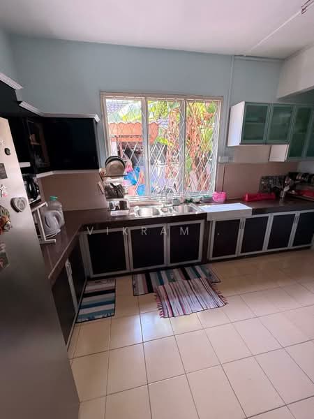 Terraced House for Rent in Bandar Country Homes (Rawang) - Vikram . - Kitchen - PropertyGuru.com.my