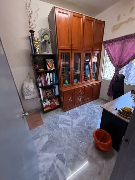 Terraced House for Rent in Bandar Country Homes (Rawang) - Vikram . - Study - PropertyGuru.com.my
