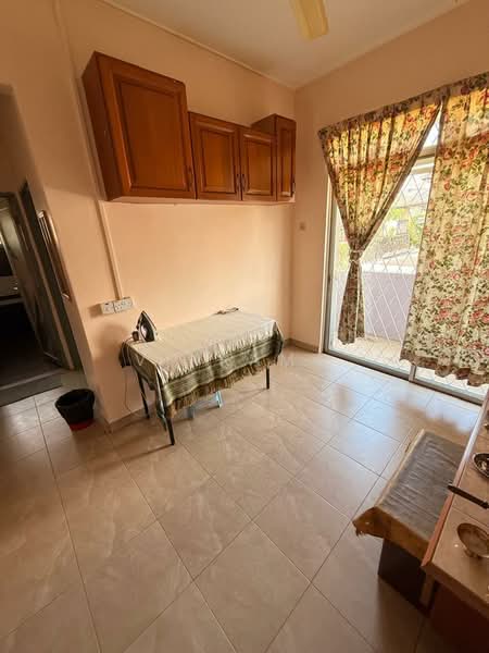 Terraced House for Rent in Bandar Country Homes (Rawang) - Vikram . - Interior - PropertyGuru.com.my