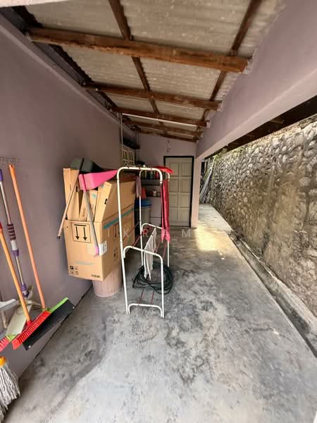 Terraced House for Rent in Bandar Country Homes (Rawang) - Vikram . - Exterior - PropertyGuru.com.my