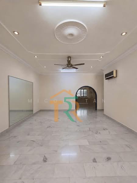 Semi-Detached House for Sale in Taman Sungai Abong (Muar) - Micole Tan - Living Room - PropertyGuru.com.my