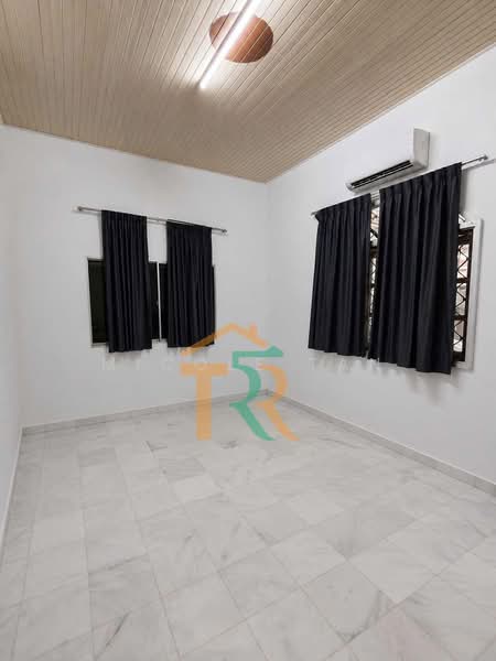 Semi-Detached House for Sale in Taman Sungai Abong (Muar) - Micole Tan - Interior - PropertyGuru.com.my