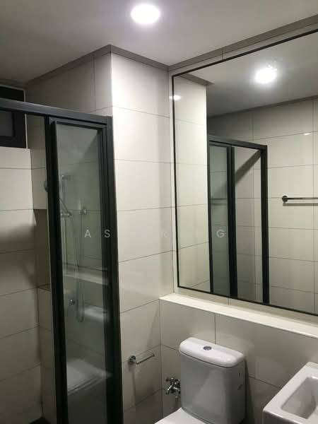 Service Residence for Sale at The Tamarind - Aster Ng - Bathroom - PropertyGuru.com.my