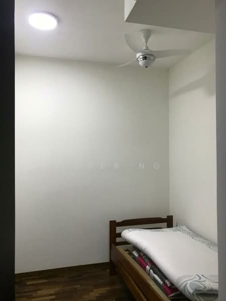 Service Residence for Sale at The Tamarind - Aster Ng - Bedroom - PropertyGuru.com.my