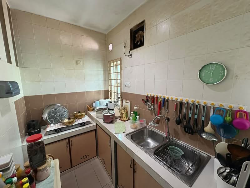 Rumah Teres 1-Tingkat untuk Dijual di Taman Ungku Tun Aminah (Skudai) - SY Ngo - Kitchen - PropertyGuru.com.my