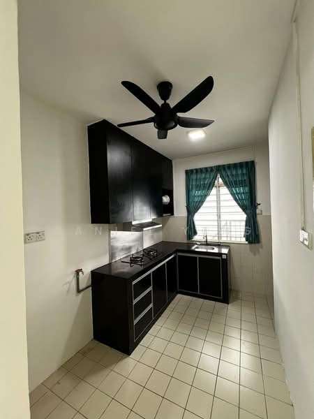 2-storey Terraced House for Sale in Taman Setia Indah (Tebrau) - Daniel Yong - Kitchen - PropertyGuru.com.my