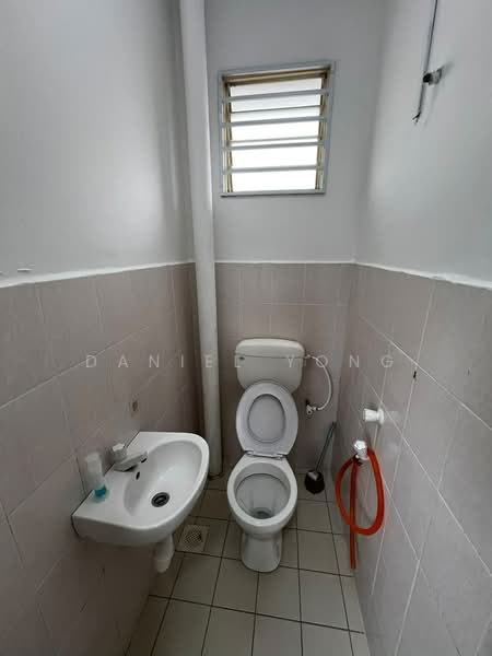 2-storey Terraced House for Sale in Taman Setia Indah (Tebrau) - Daniel Yong - Bathroom - PropertyGuru.com.my